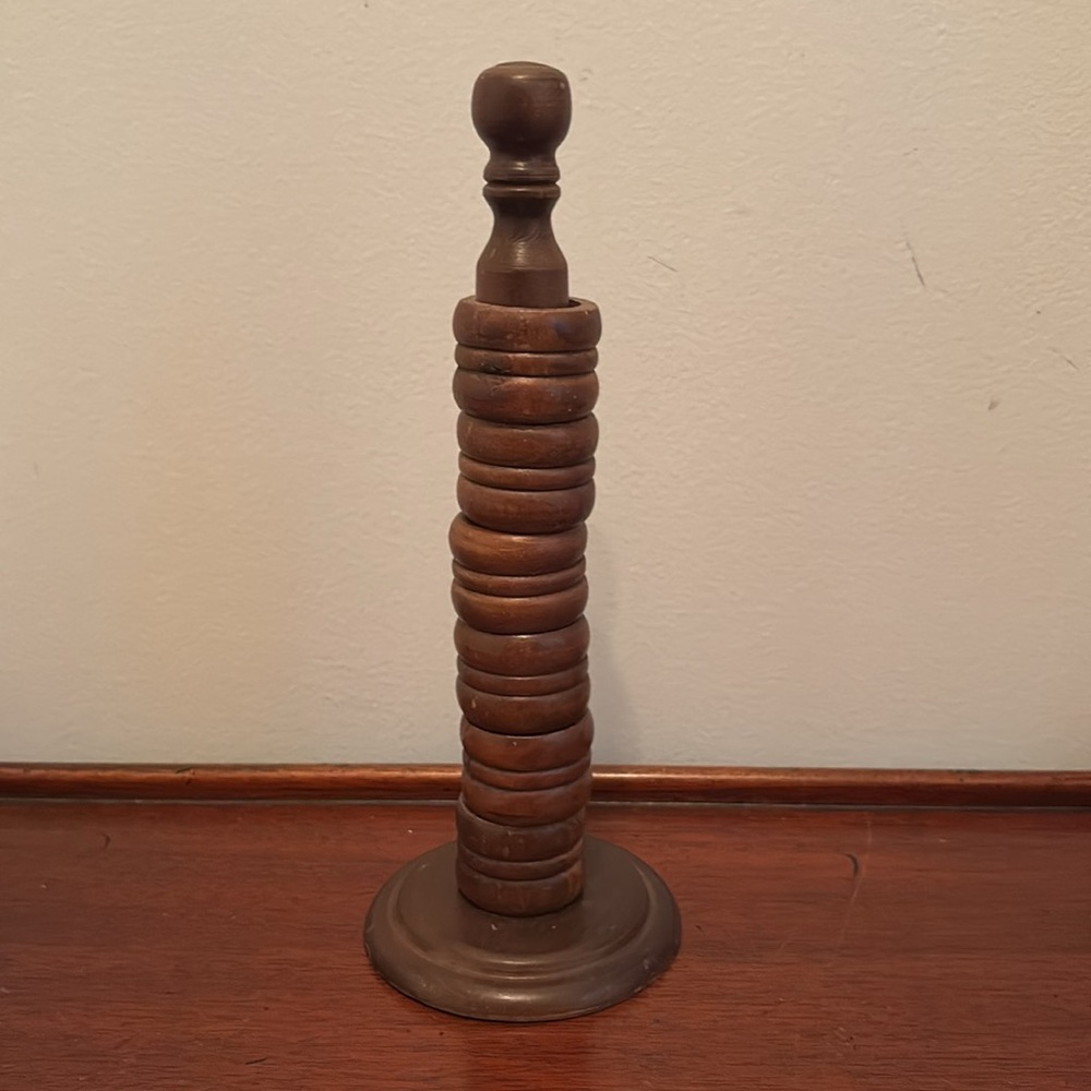 Set of 6 Vintage Wooden Round Napkin Rings with Holder / Towel Rod